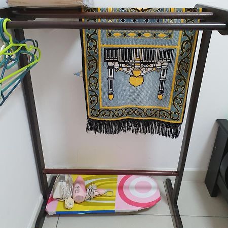 Az Homestay @ Southville City Бангі Екстер'єр фото