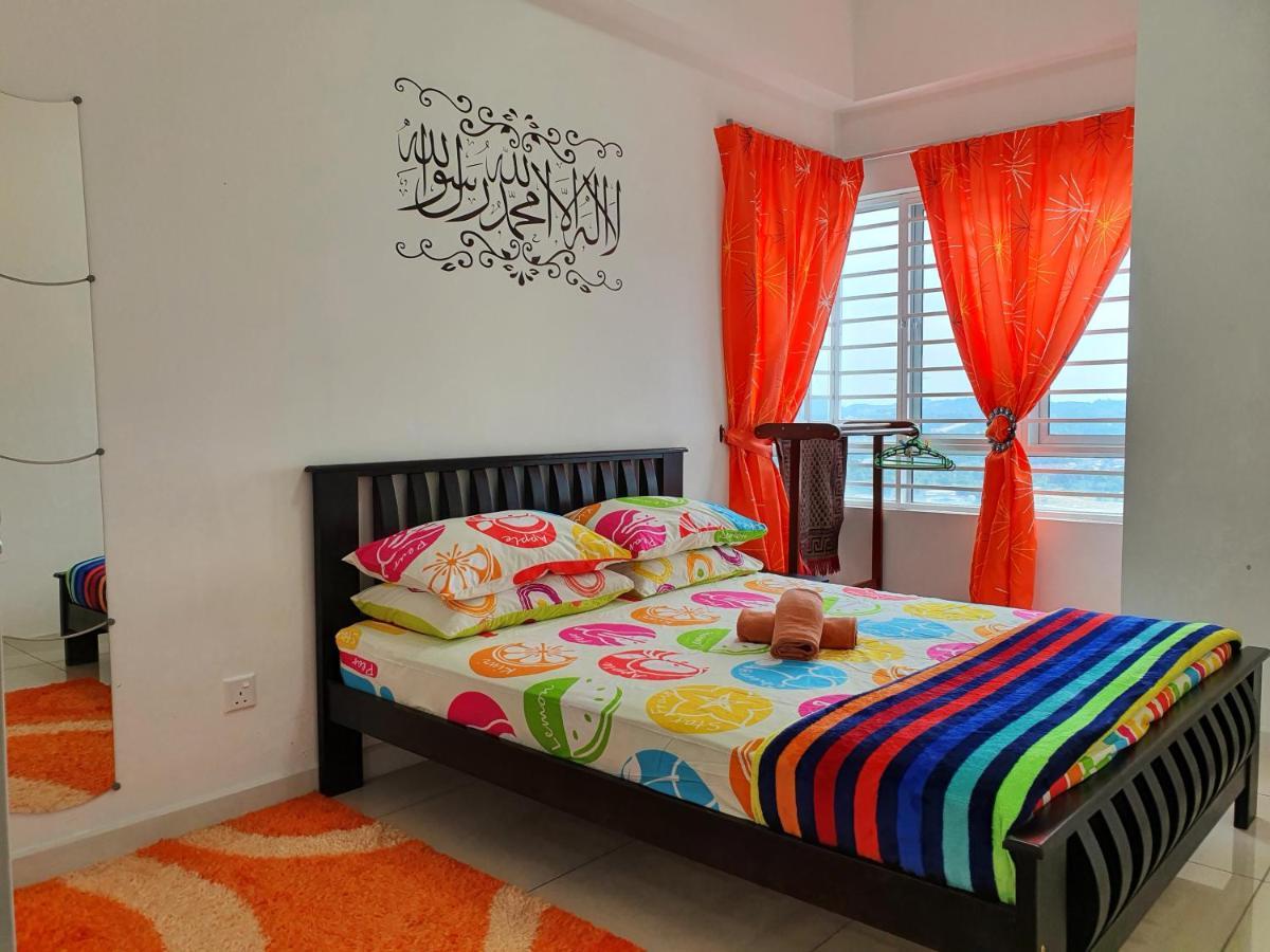 Az Homestay @ Southville City Бангі Екстер'єр фото